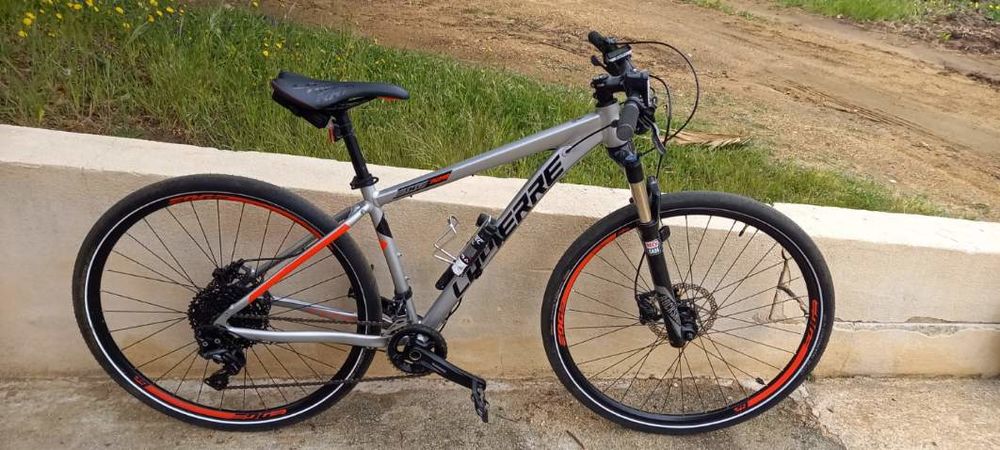 VTT Lapierre 729 Edge gris et rouge 
Vélos