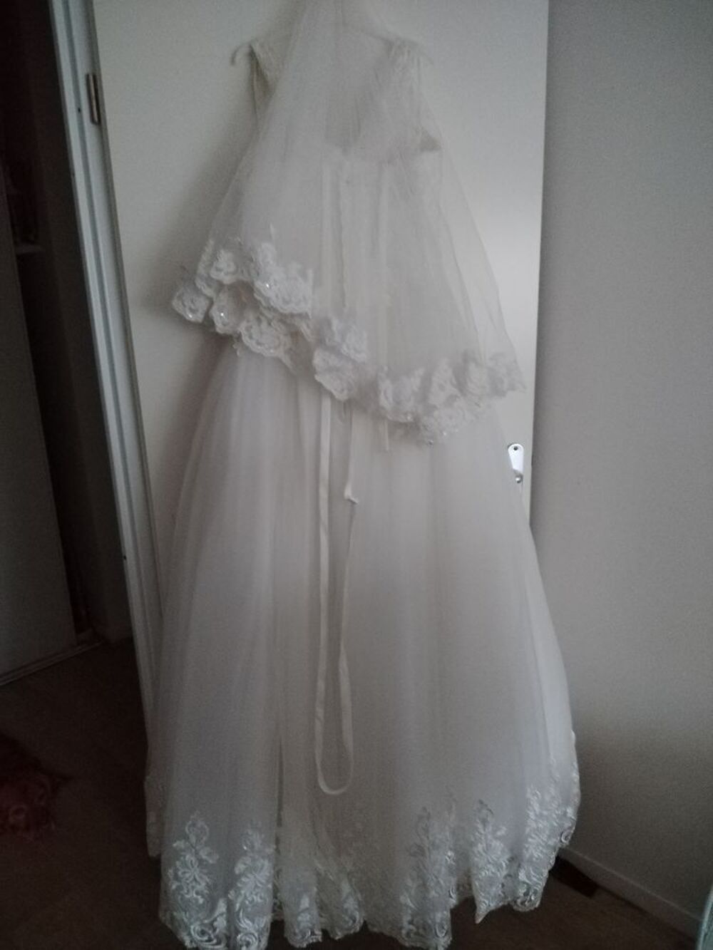 Robe de mari&eacute;e Vtements