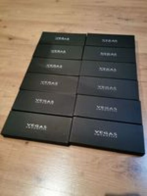  Presentoirs échantillons de Parfums Vegas  