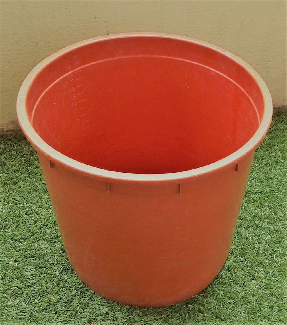 Grand pot de fleurs Jardin