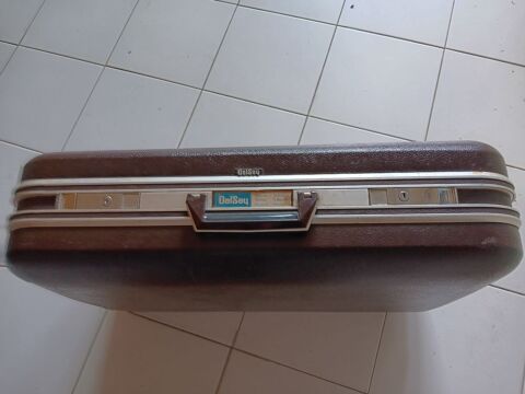 valise delsey vintage. Saint-Priest (69)