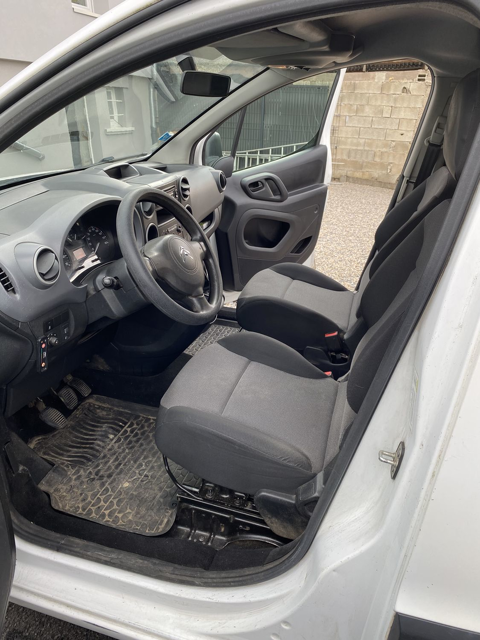 Citro&euml;n Berlingo BERLINGO CAB APPROFONDIE XL BLUEHDi 100 CONFORT 2017 occasion Beaucourt 90500