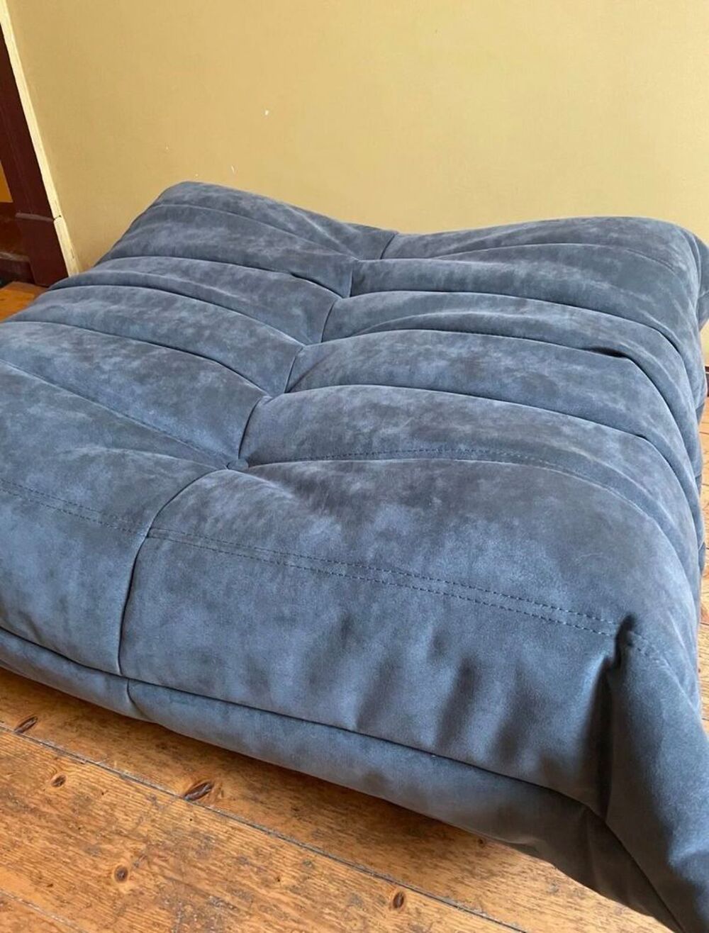 Ligne Roset 2 Togo Canap&eacute; Fauteuil Tabouret Alcantara Couleur Chic Neuf Meubles