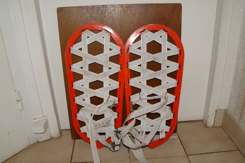 Raquettes � neige vintage     
40 Gargenville (78)