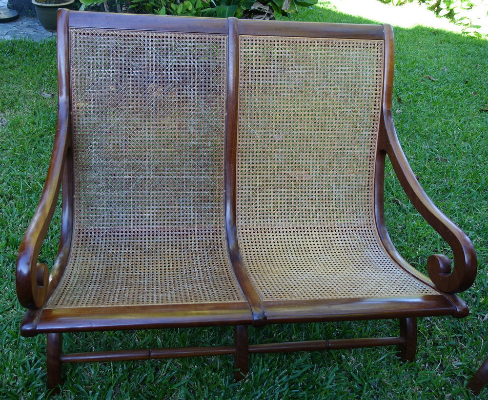 Salon cr&eacute;ole en IROKO Meubles