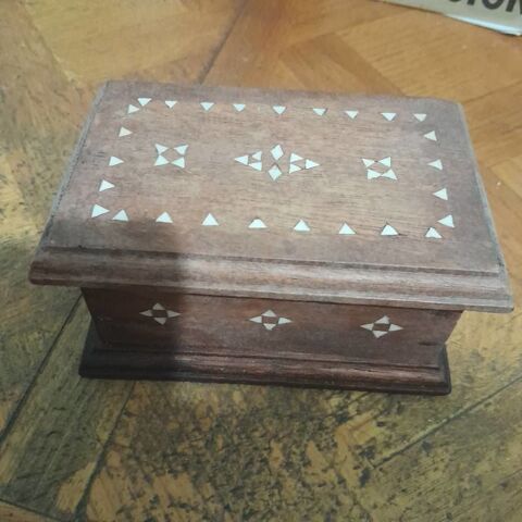 Boite en bois 2 La Rochelle (17)