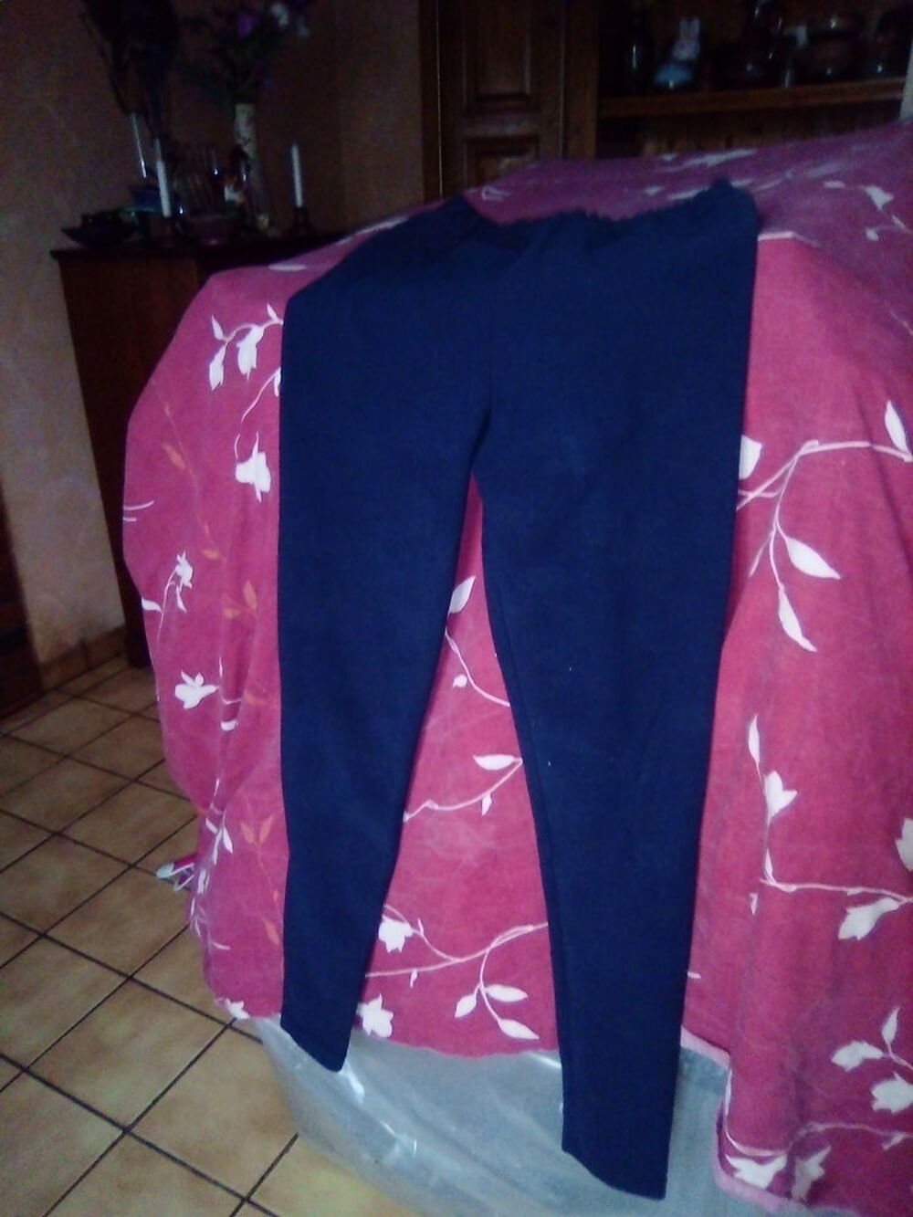 PANTALON Vêtements