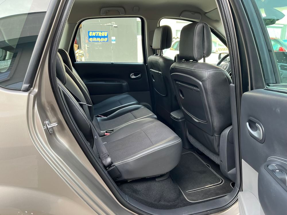 Sc&eacute;nic II Scenic 1.6 16V Emotion 2009 occasion 42700 Firminy