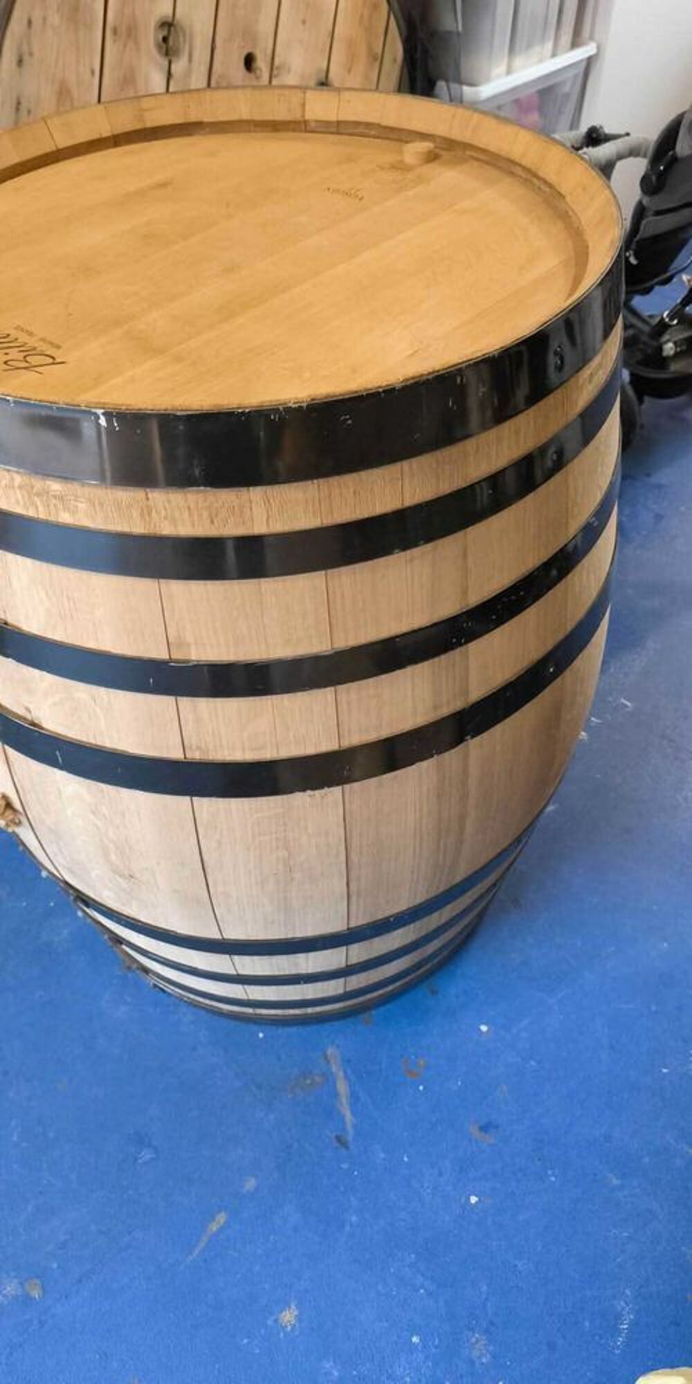 tonneau 400 litres enti&egrave;rement poncer Meubles