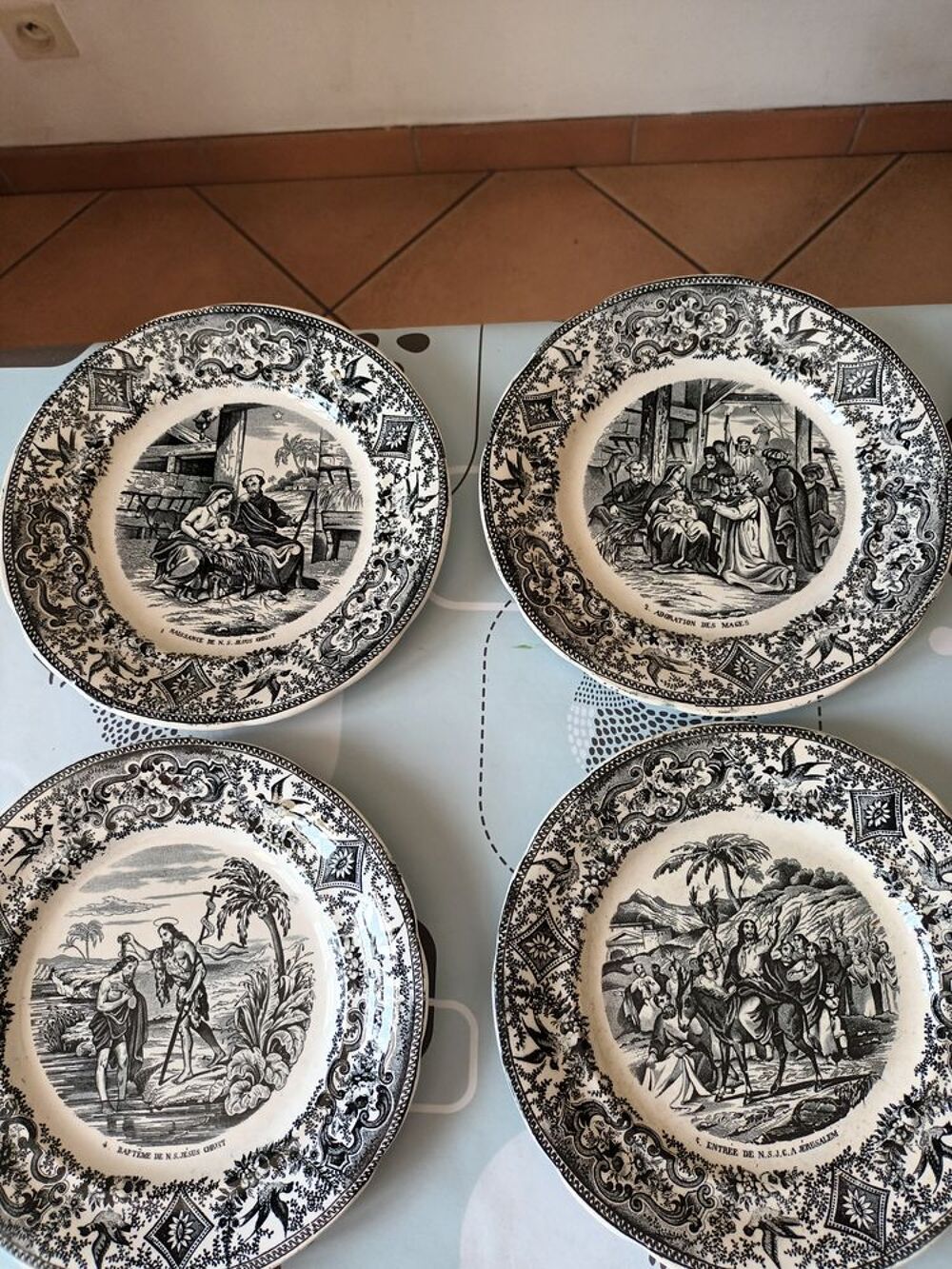 Lot de 12 assiettes parlantes HB Choisy le roi 