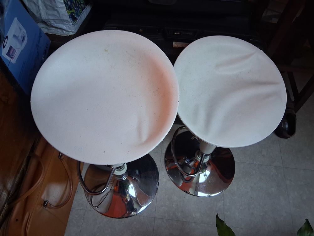 Lot de tabourets de bar blancs Meubles