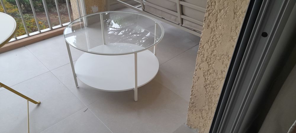 TABLE BASSE 
Meubles