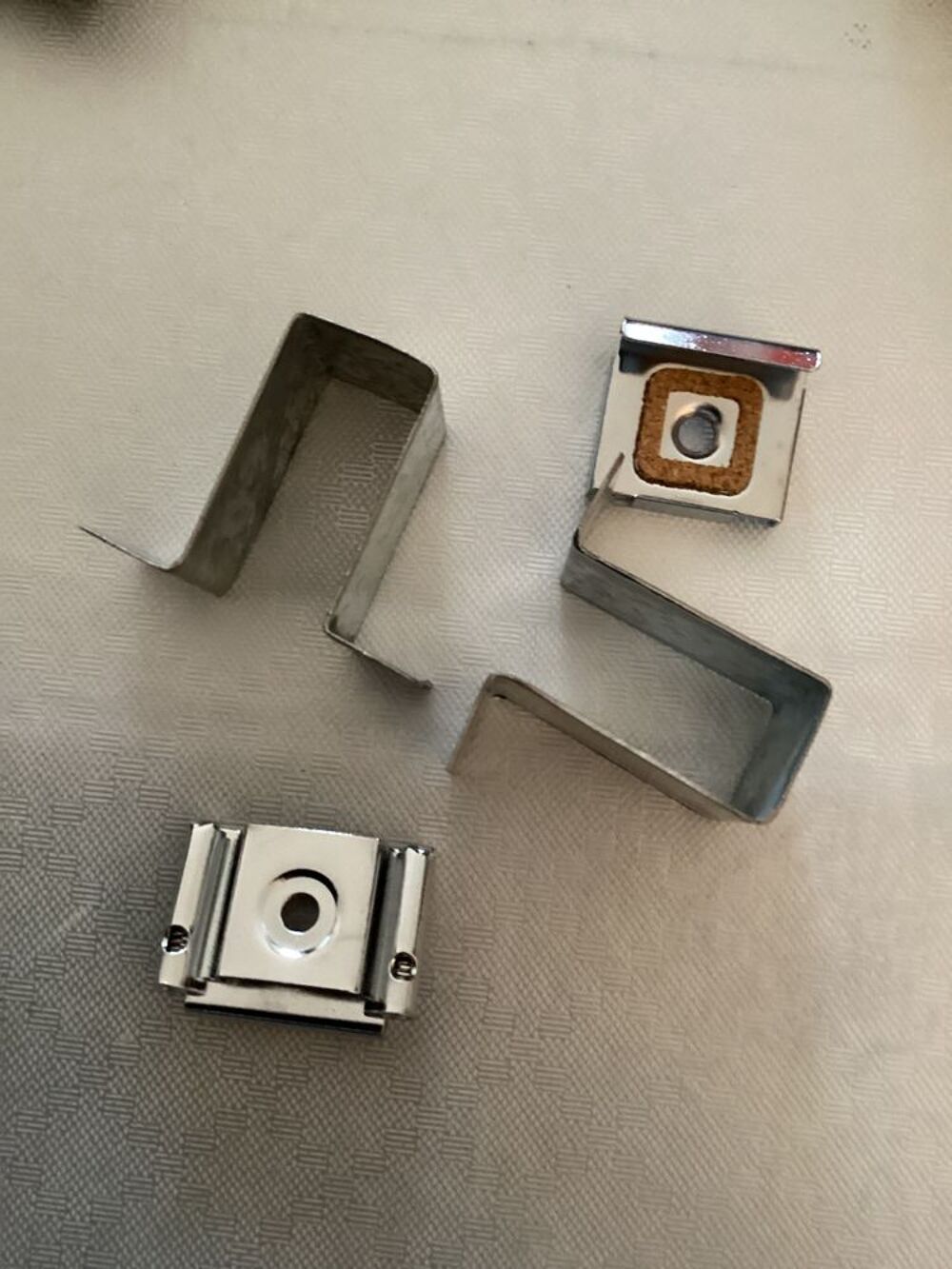 Jeu de supports pour miroirs Electroménager