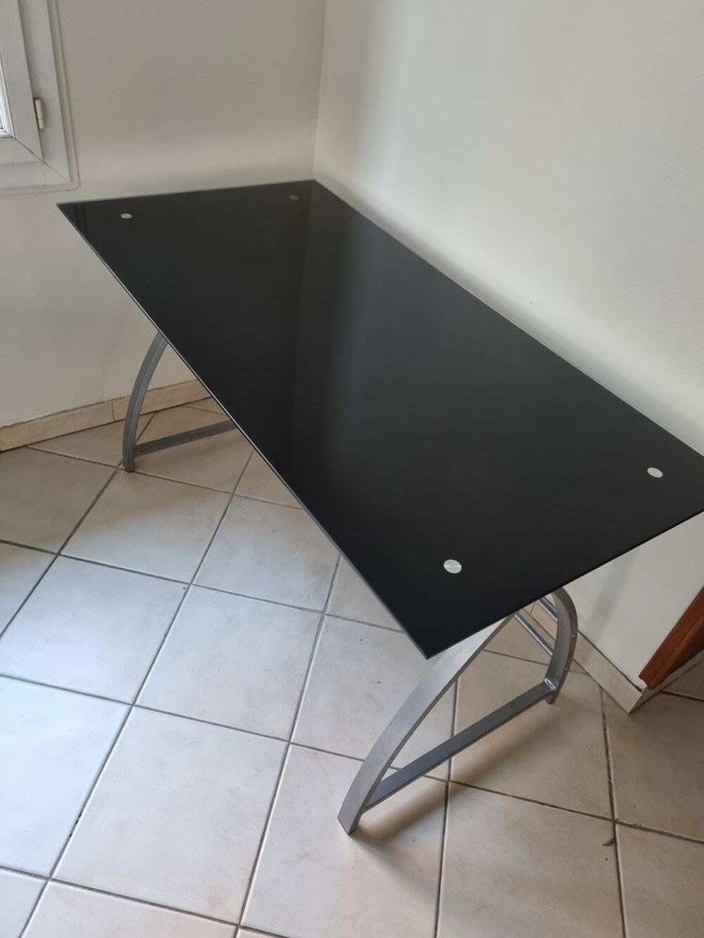 Table de travail en verre tremp&eacute; noir Meubles