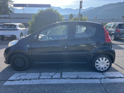 107 1.0e 12V 68ch Trendy 2005 occasion 74000 Annecy