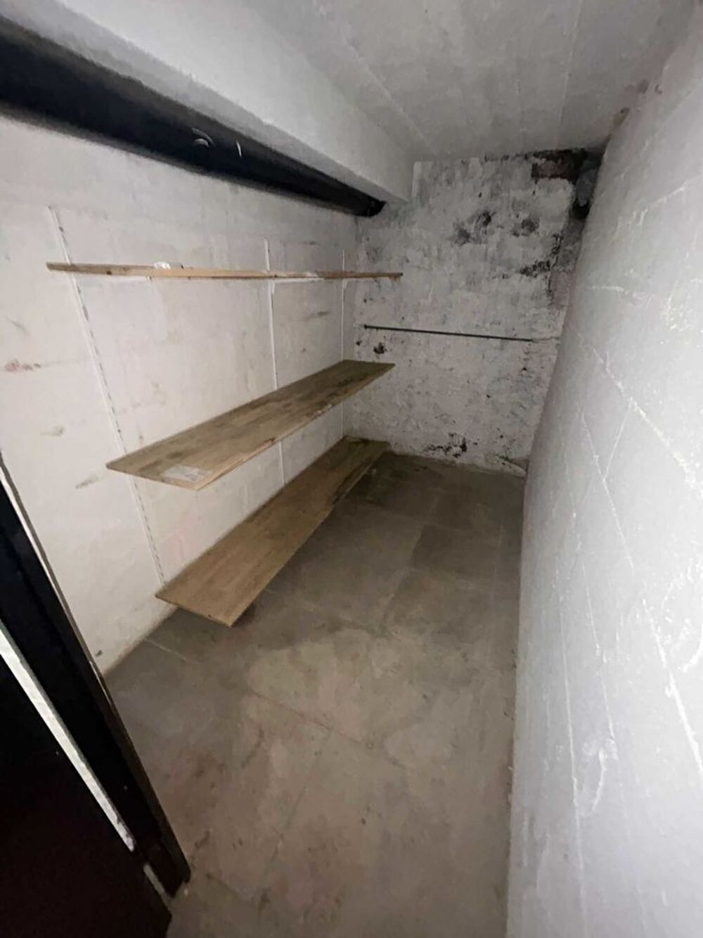 Location Autre Cave+|+Box+de+stockage+|+Local+privé Aubervilliers