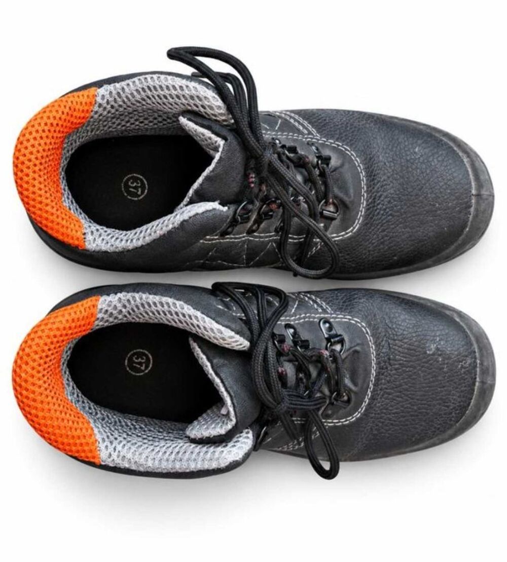 Chaussure de s&eacute;curit&eacute; taille 38 Chaussures