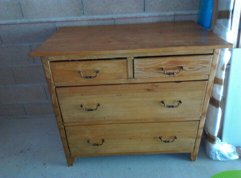 Commode debut 1900 120 Hyères (83)