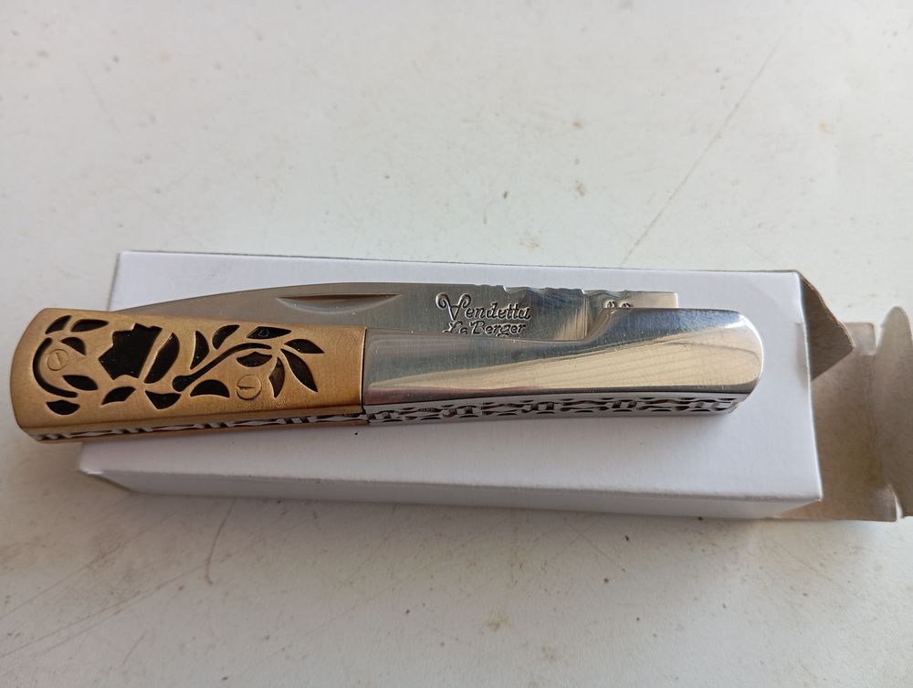 COUTEAU NEUF VENDETTA LE BERGER Electroménager