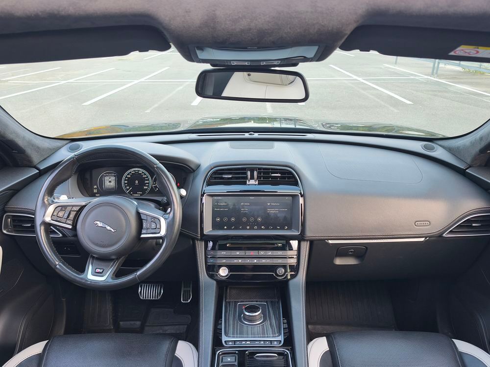 F-PACE F-Pace V6 3.0 D - 300 ch AWD BVA8 S 2018 occasion 92600 Asni&egrave;res-sur-Seine