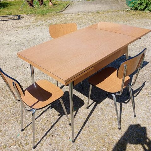 table formica + chaises 100 Vendeuvre-du-Poitou (86)