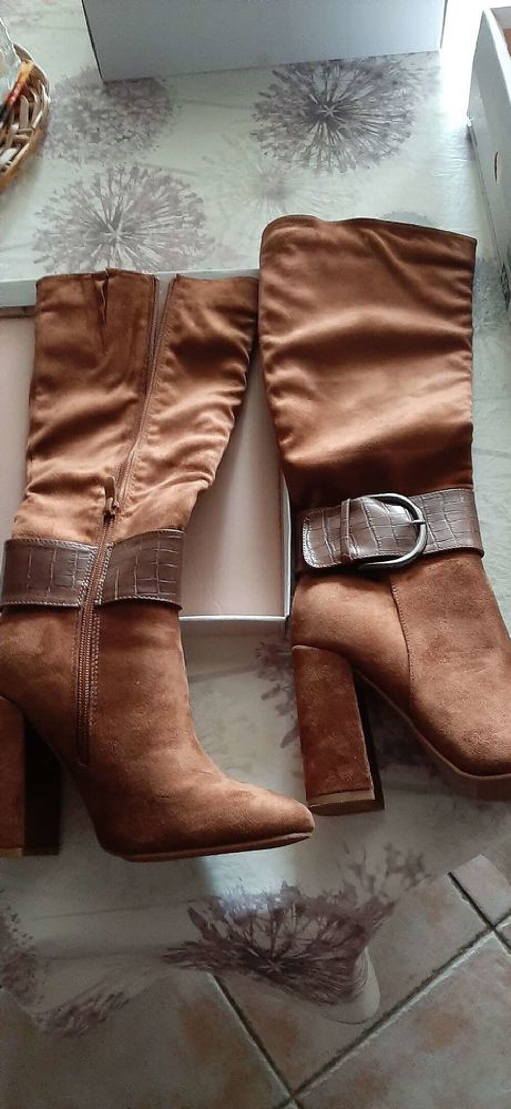 Botte femme 37 neuve Chaussures