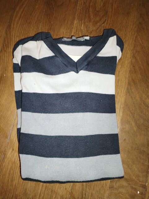 Pull 3 SUISSES (Taille 14 ans) 1 Brillon-en-Barrois (55)