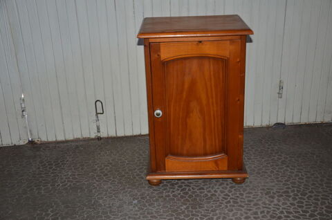 table de nuit Bourges (18)