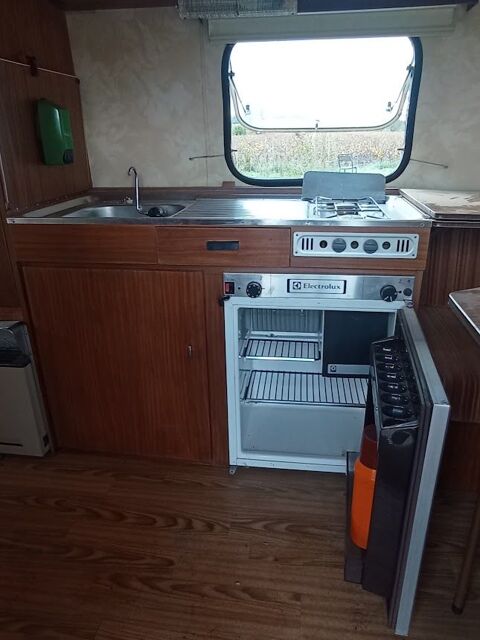 ERIBA Caravane 1979 occasion Bouchet 26790