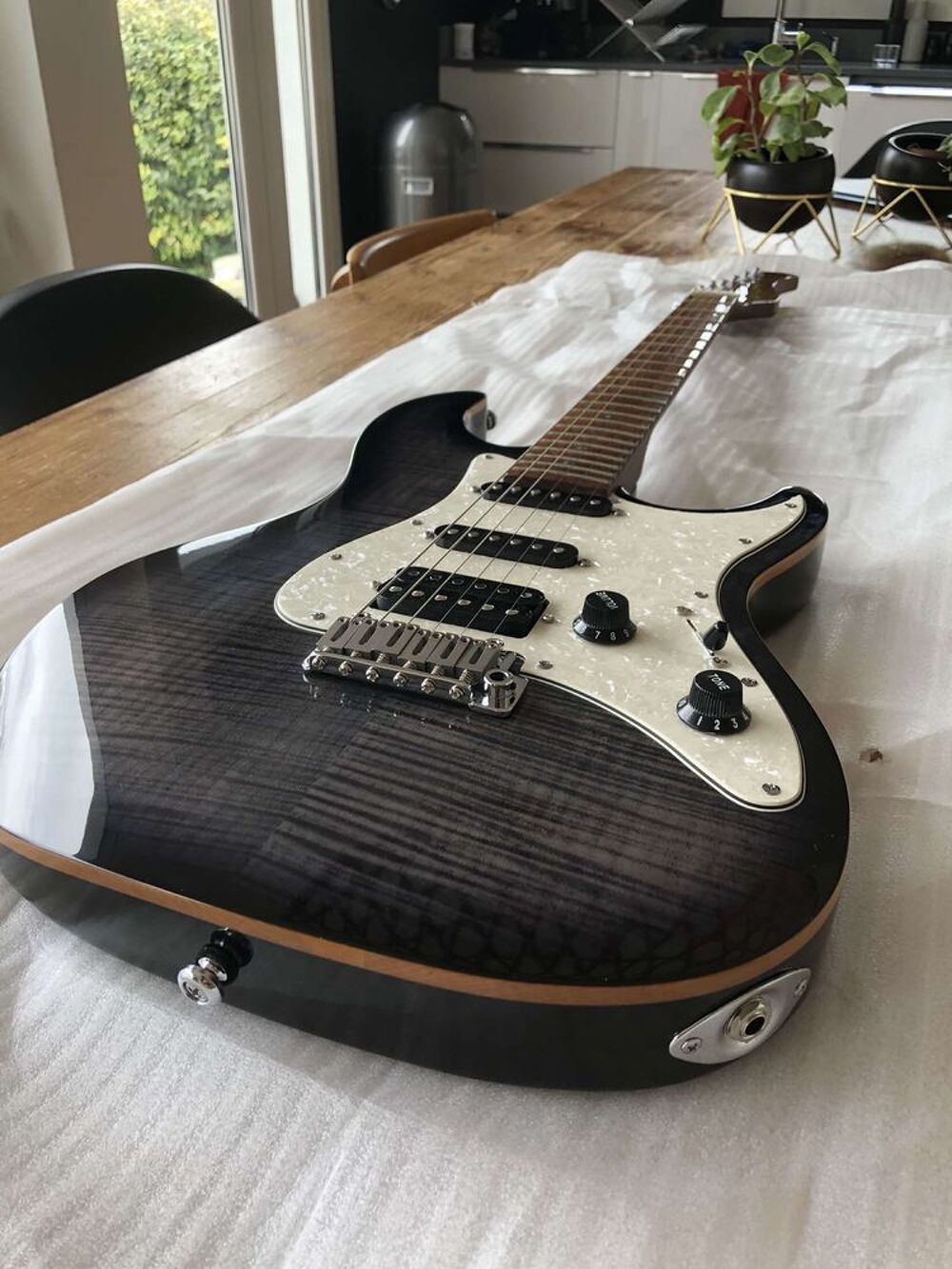 Larry Carlton S7 neuve Instruments de musique