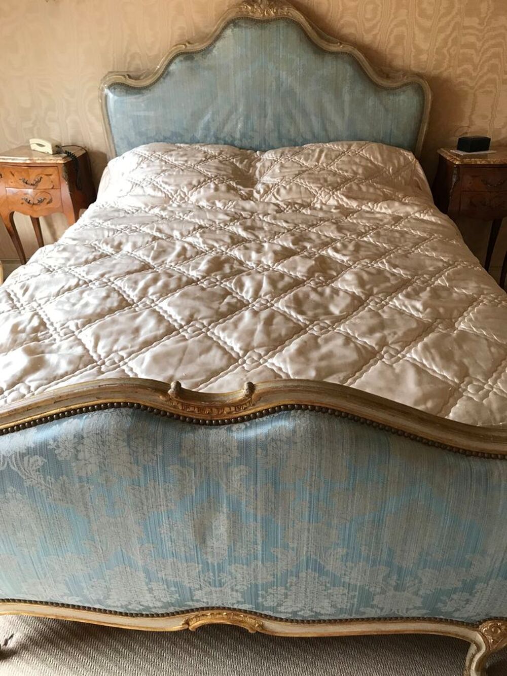 Lit corbeille 140x190 Meubles