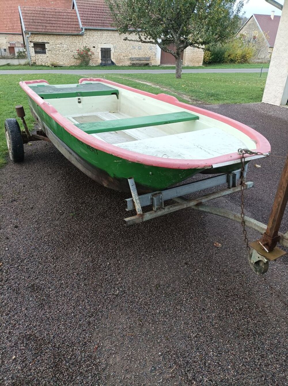 Barque de rivi&egrave;re en fibre Sports