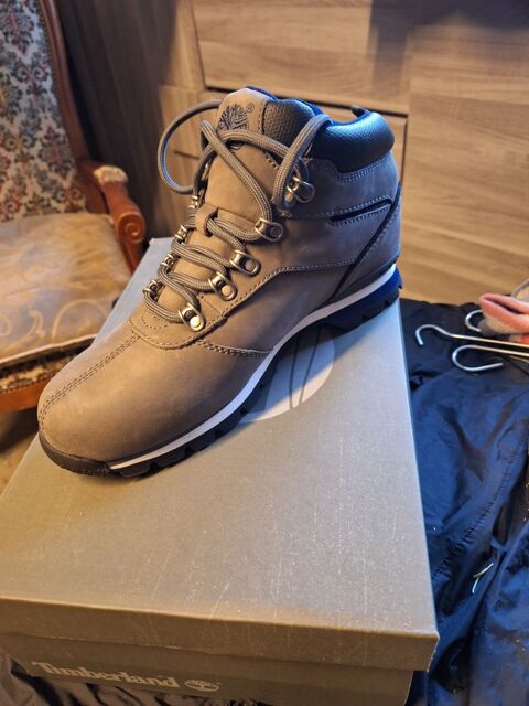 Timberland 41.5  8   neuves 70 Draveil (91)