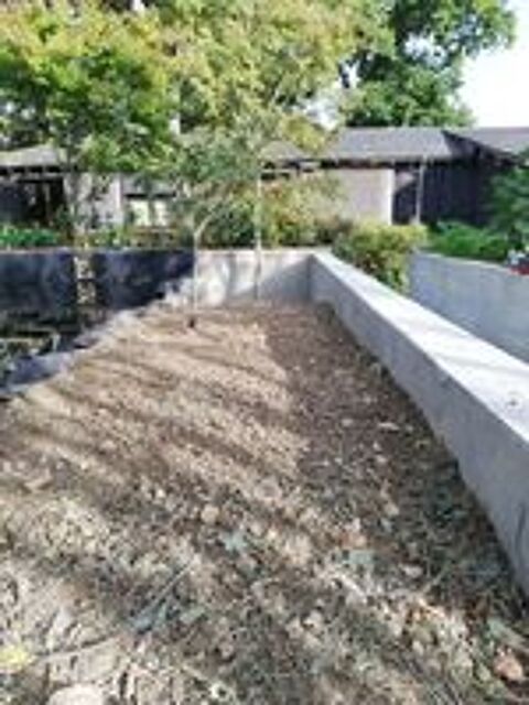   Petits travaux de jardinage 
