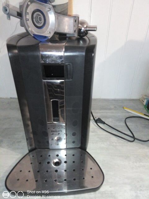pompe a biere 100 Desvres (62)
