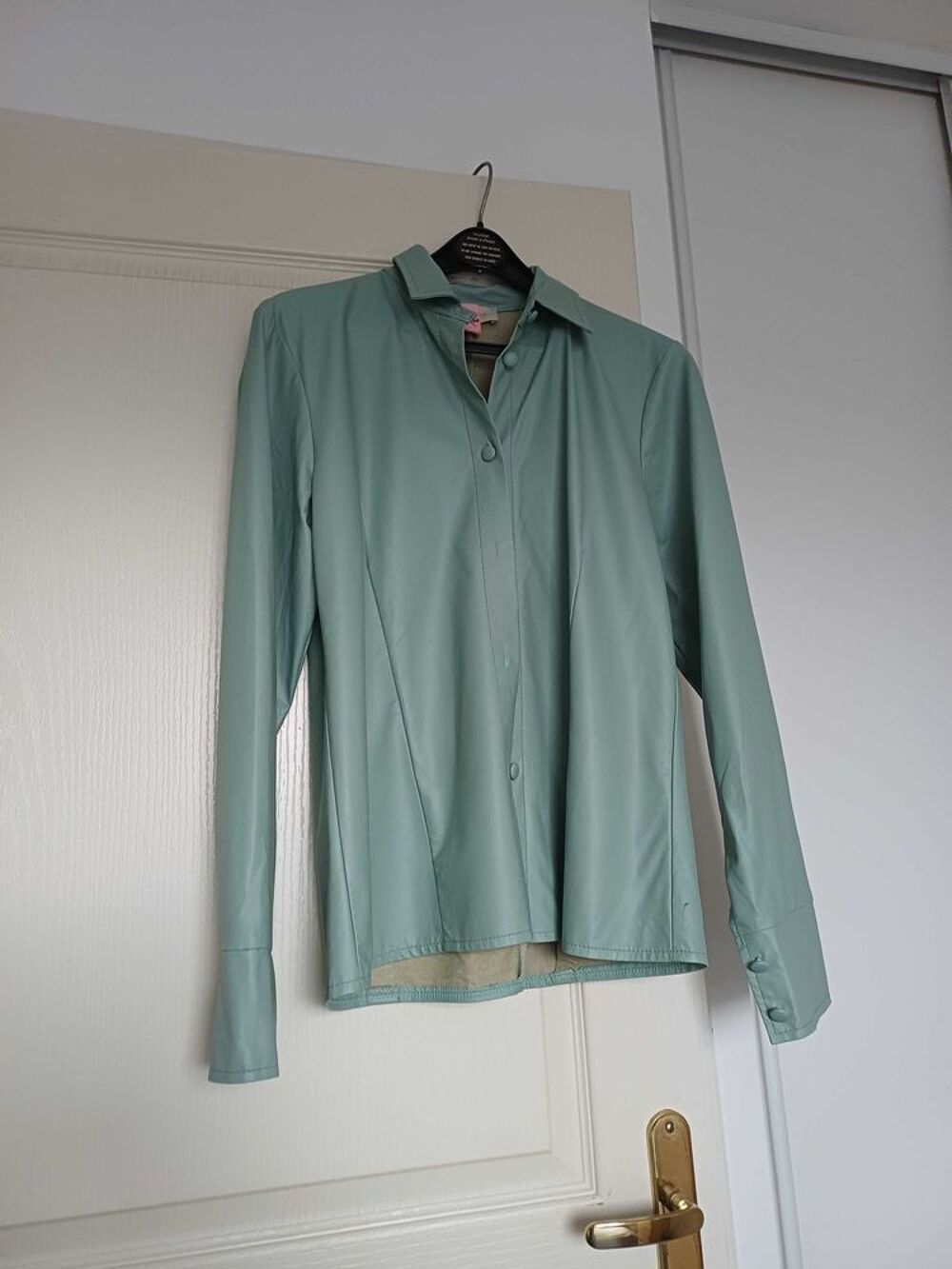 veste femme en cuir Vêtements