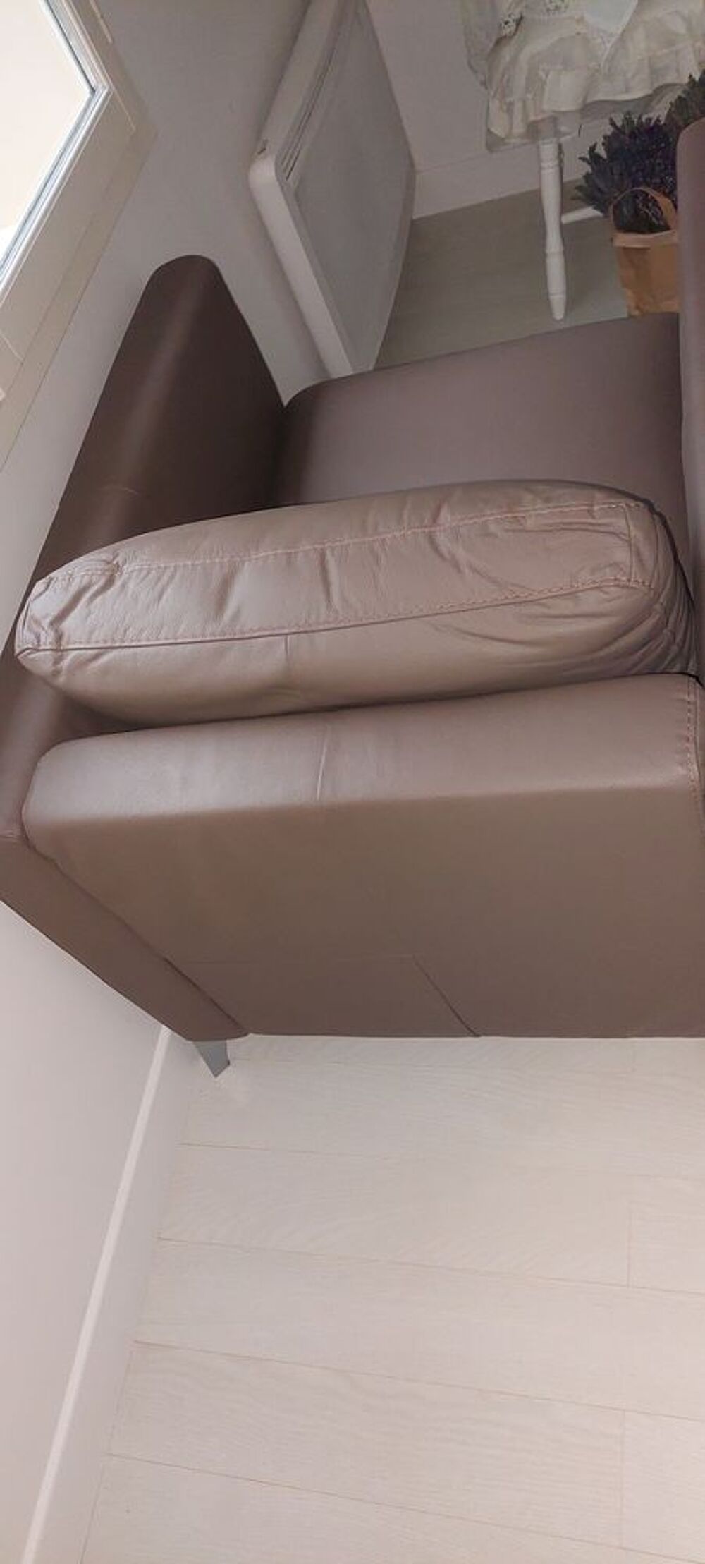 Fauteuil en cuir taupe Cuir center Meubles