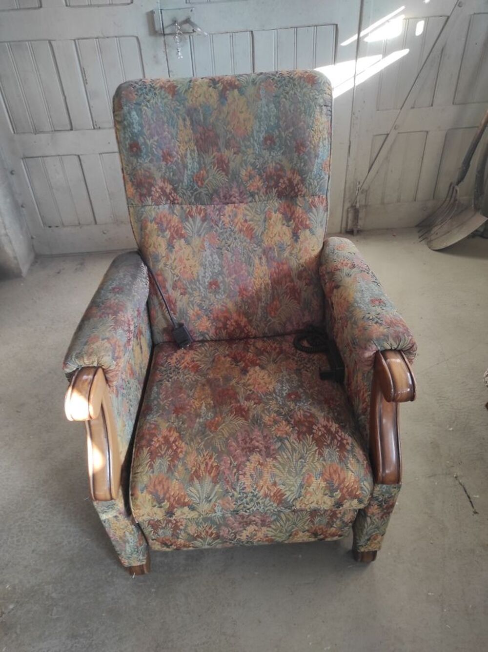 Fauteuil relax &eacute;lectrique Meubles