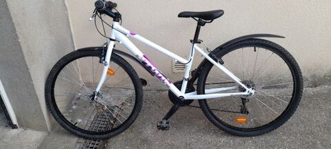 Vélo Btwin Rockrider 300 Sacquenville (27)