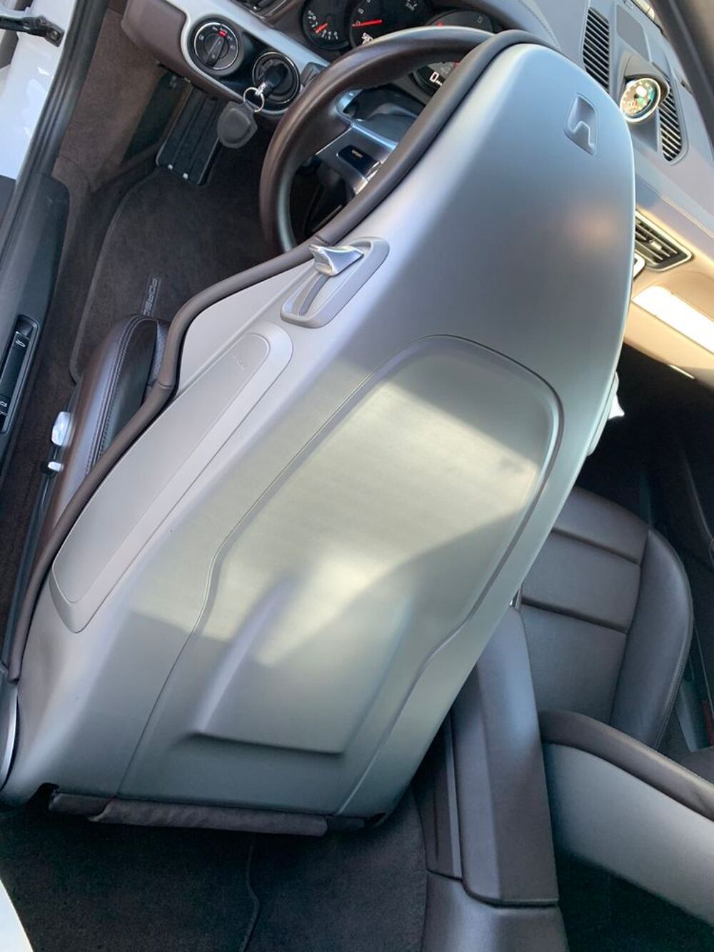 911 Carrera 4S Coup&eacute; 3.8i 400 PDK 2013 occasion 01240 Marlieux
