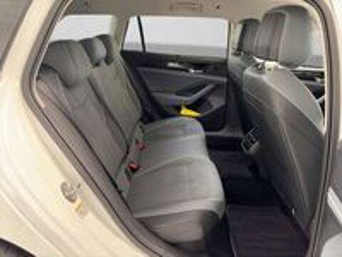 Passat 1.5 eTSI OPF 150 DSG7 Elegance 2024 occasion 38440 Saint-Jean-de-Bournay