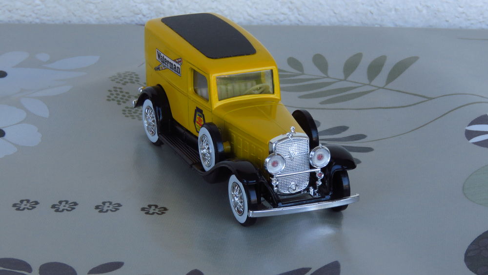Voiture miniature Cadillac 