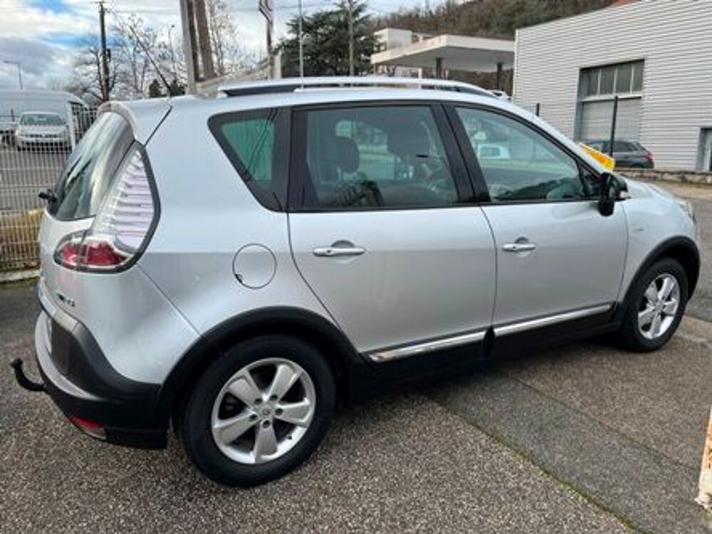 Scenic xmod Scenic Xmod dCi 110 Energy eco2 Bose Edition 2015 occasion 42700 Firminy