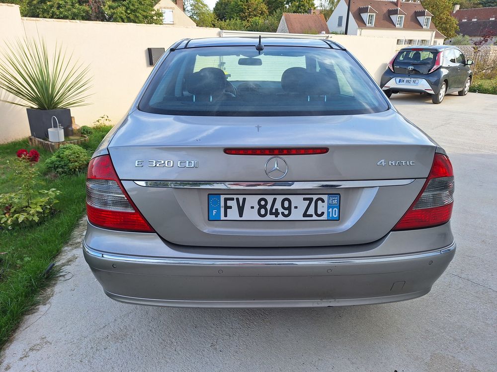Classe E E 320 CDI El&eacute;gance 4-Matic A 2006 occasion 10160 Saint-Mards-en-Othe