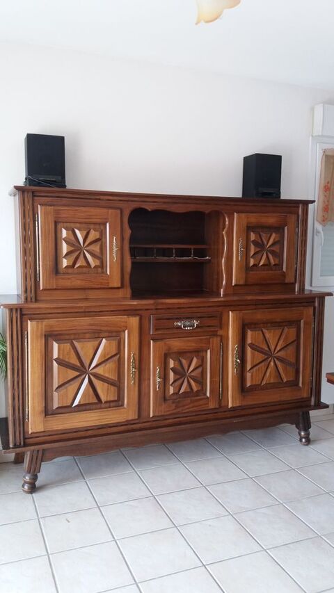 SALLE A MANGER BASQUE 350 Balbigny (42)