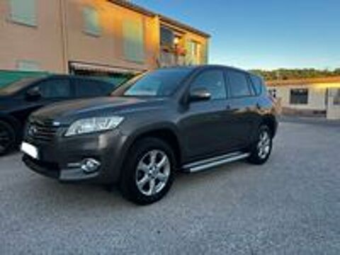 RAV 4 RAV4 150 D-4D 4WD LeCap 2010 occasion 83000 Toulon