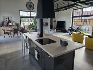  Maison � vendre 9 pi�ces 295 m�