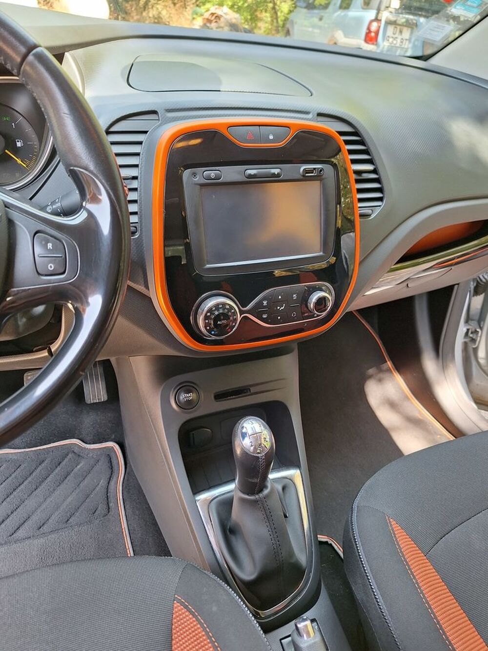Captur dCi 90 Energy S&S eco&sup2; Intens 2015 occasion 24560 Plaisance