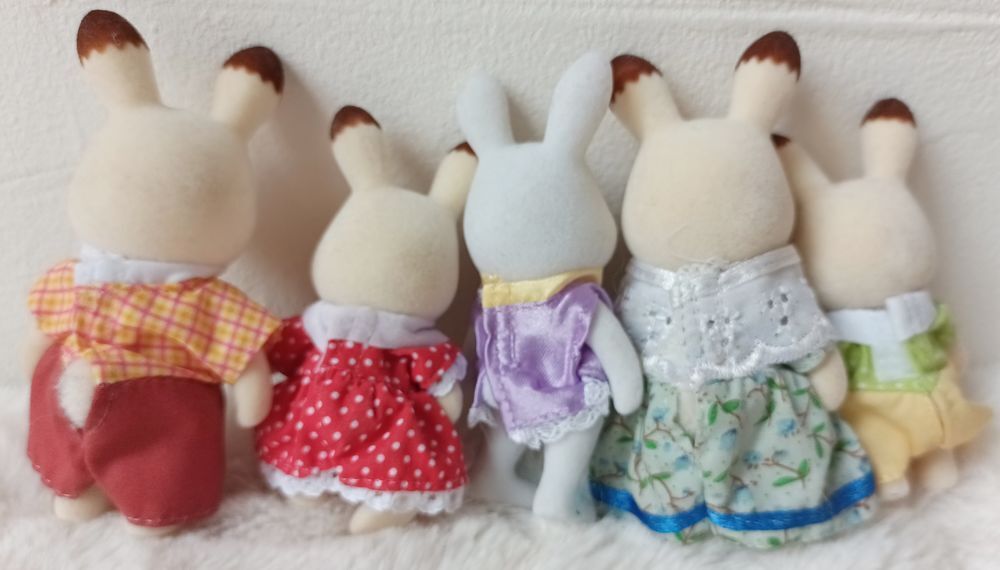 Lot de 5 figurines Sylvanians lapins collection Parfait &eacute;tat 