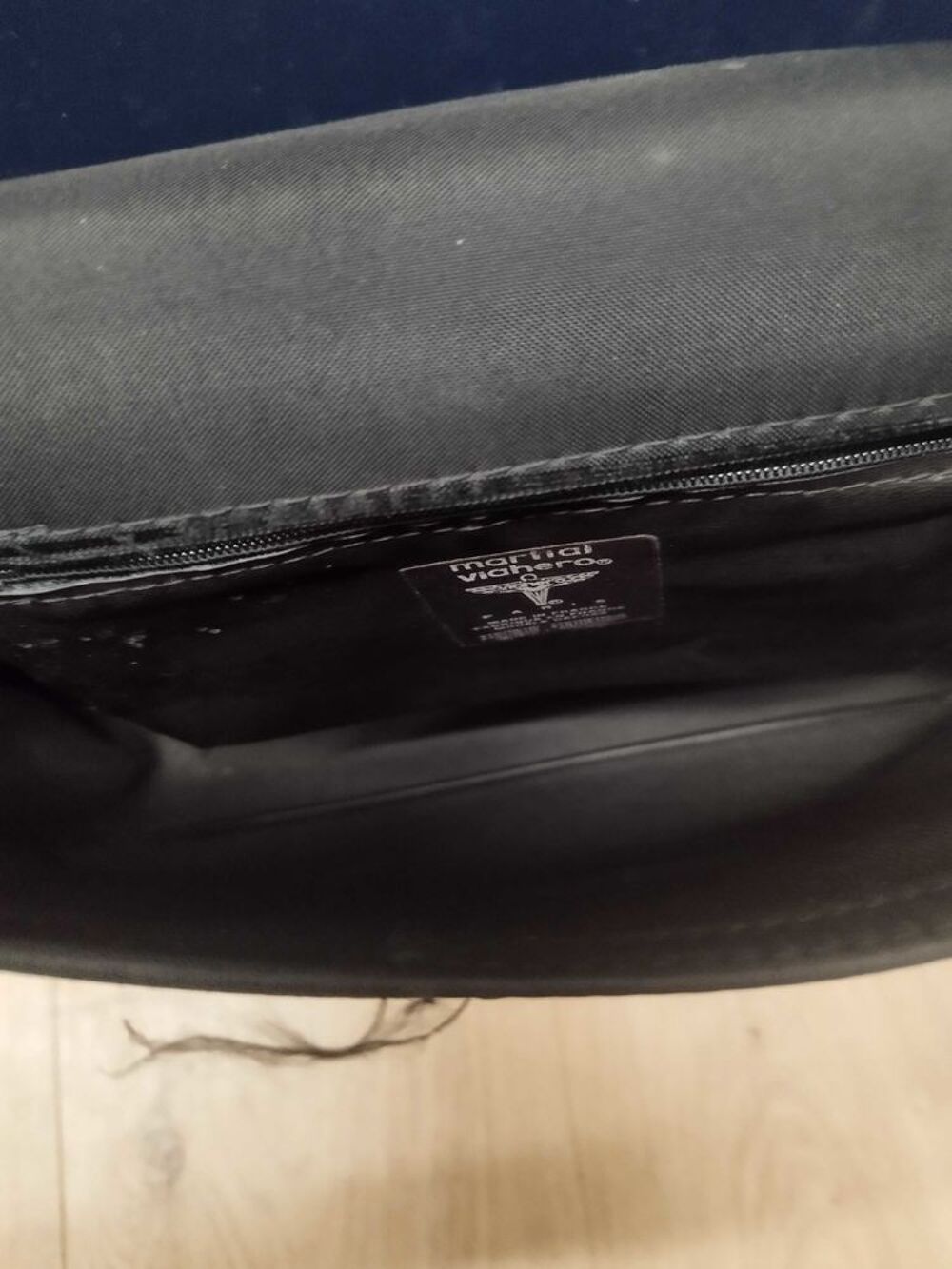 Sac marque Viahero dimension 35 cm x 35 cm Maroquinerie